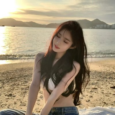 乳房与月亮